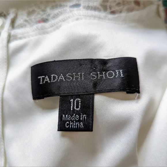 Tadashi Shoji Koa Floral Embroidered White Crepe Bell Sleeve Blouse Size Large - Picture 10 of 14